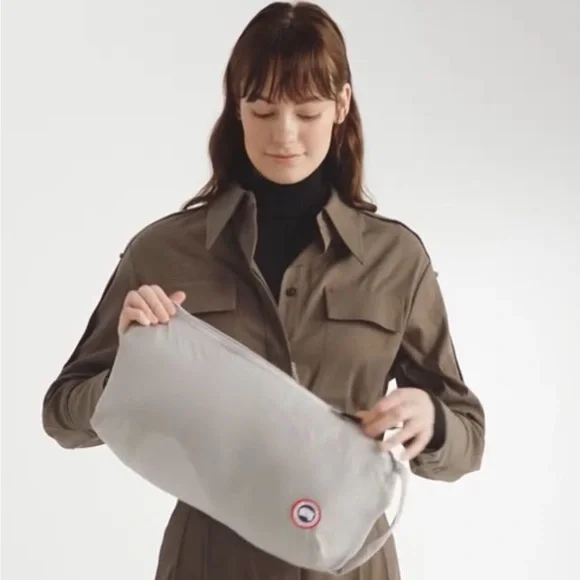 New! 🪿🇨🇦🏔️ CANADA GOOSE Alliston Hooded Down Parka in Moonstone Grey Small
